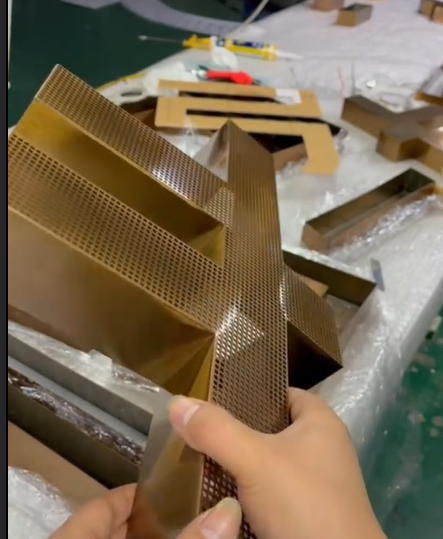 山東濟(jì)南夜景照明工程,樓體樓宇亮化工程,LED發(fā)光標(biāo)識工程,夜景景觀照明工程,夜景泛光照明,LED照明,LED發(fā)光字工程,亮化工程,LED外露發(fā)光字 山東濟(jì)南夜景照明工程,樓體樓宇亮化工程,LED發(fā)光標(biāo)識工程,夜景景觀照明工程,夜景泛光照明,LED照明,LED發(fā)光字工程,亮化工程,LED外露發(fā)光字