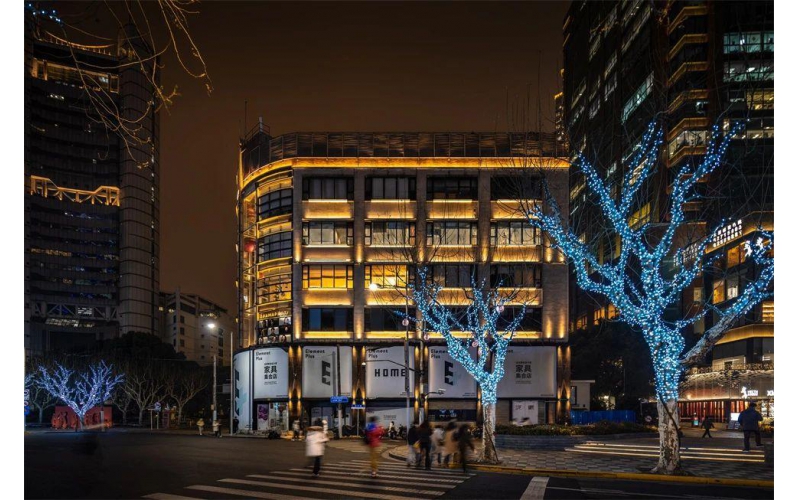 南京西路部分優(yōu)秀建筑燈光改造